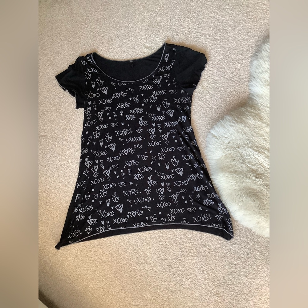 Black XOXO top